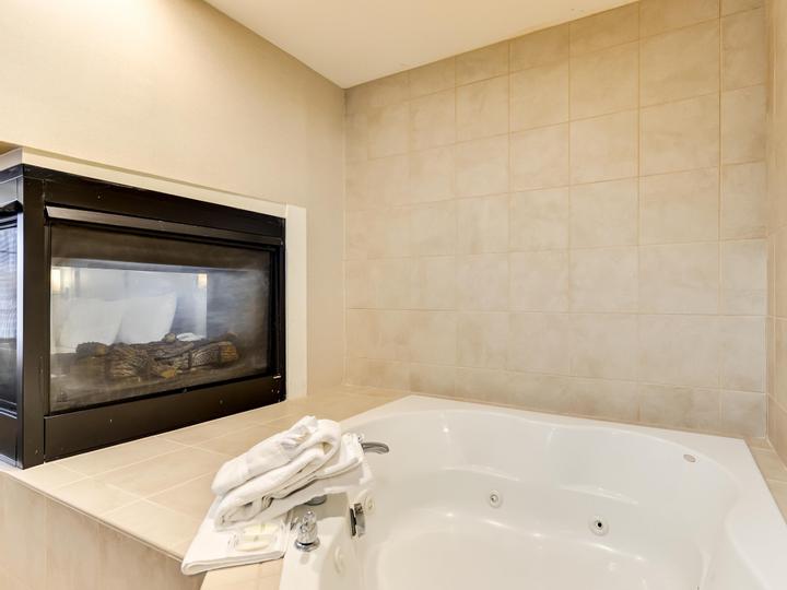 Comfort Suites Ocean City | Ocean City | 9